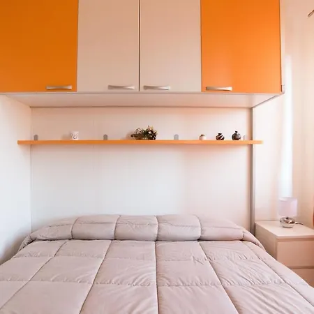 Elegant And Wide Flat 5 Min From The Train Station * Venice